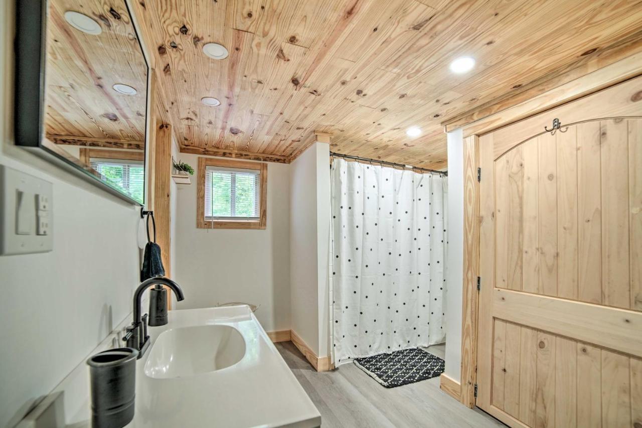 Creekside Ranch With Porch About 2 Mi To Pkwy Βίλα Pigeon Forge Εξωτερικό φωτογραφία