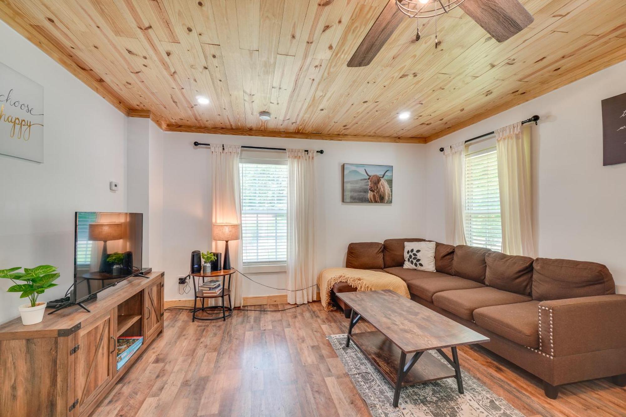Creekside Ranch With Porch About 2 Mi To Pkwy Βίλα Pigeon Forge Εξωτερικό φωτογραφία