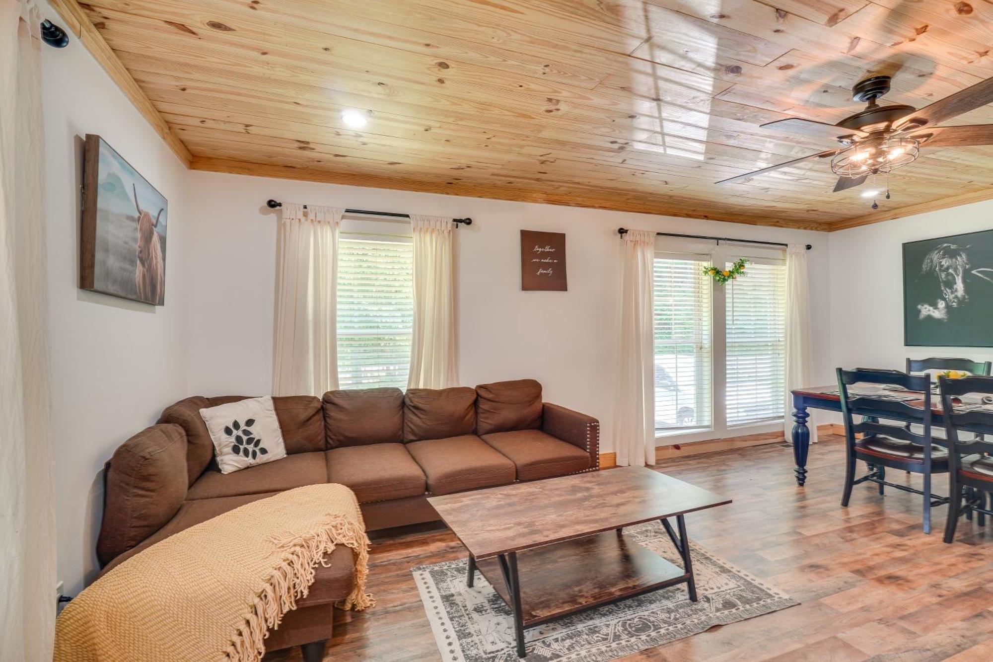 Creekside Ranch With Porch About 2 Mi To Pkwy Βίλα Pigeon Forge Εξωτερικό φωτογραφία